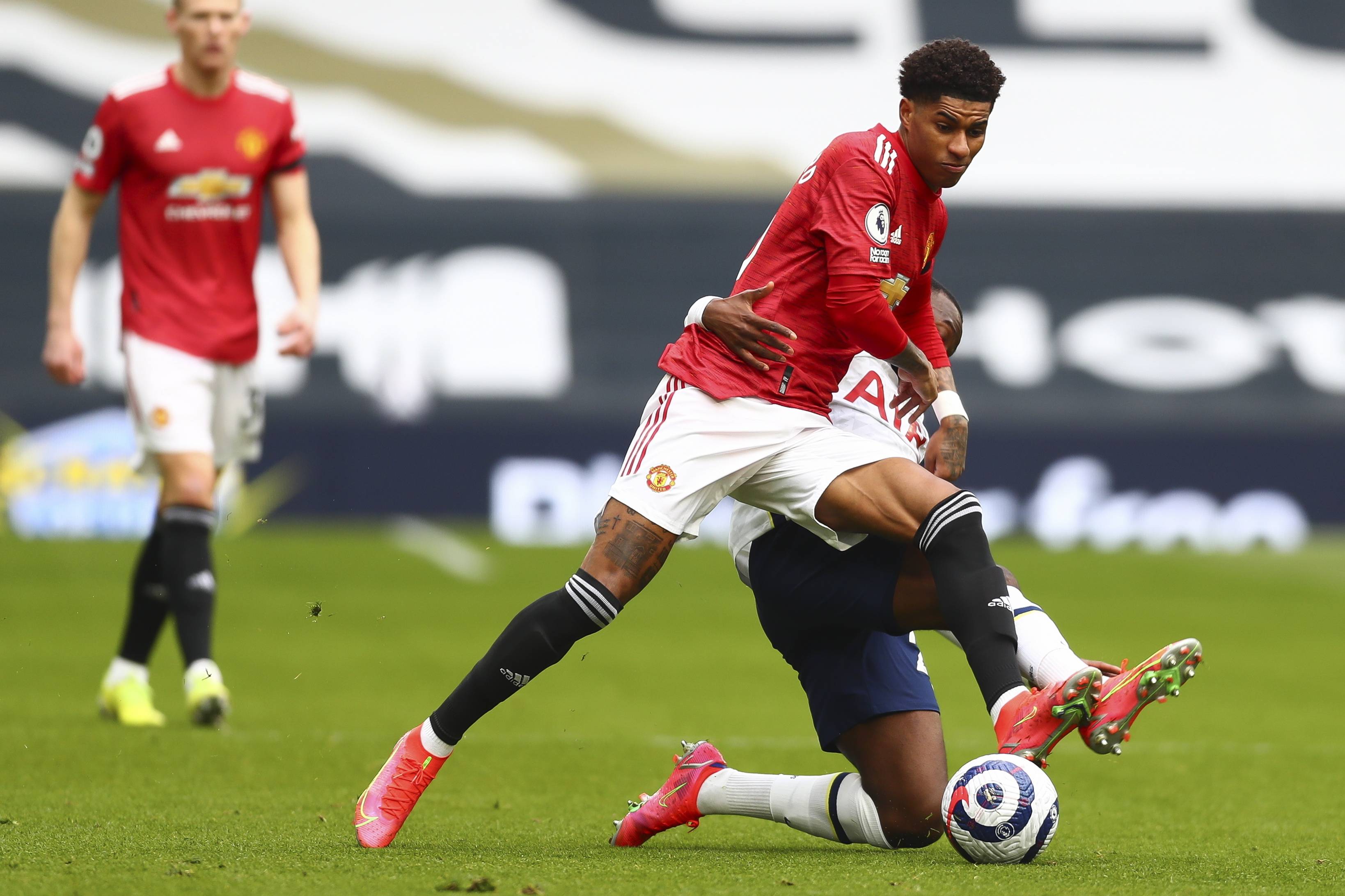 从技术特征 从技术特征